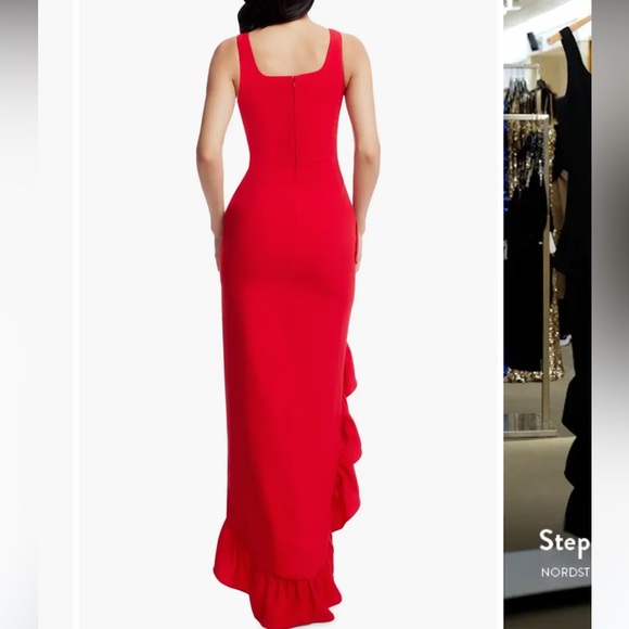 NWT Dress the Population Charlene Ruffle Gown - Picture 4 of 7